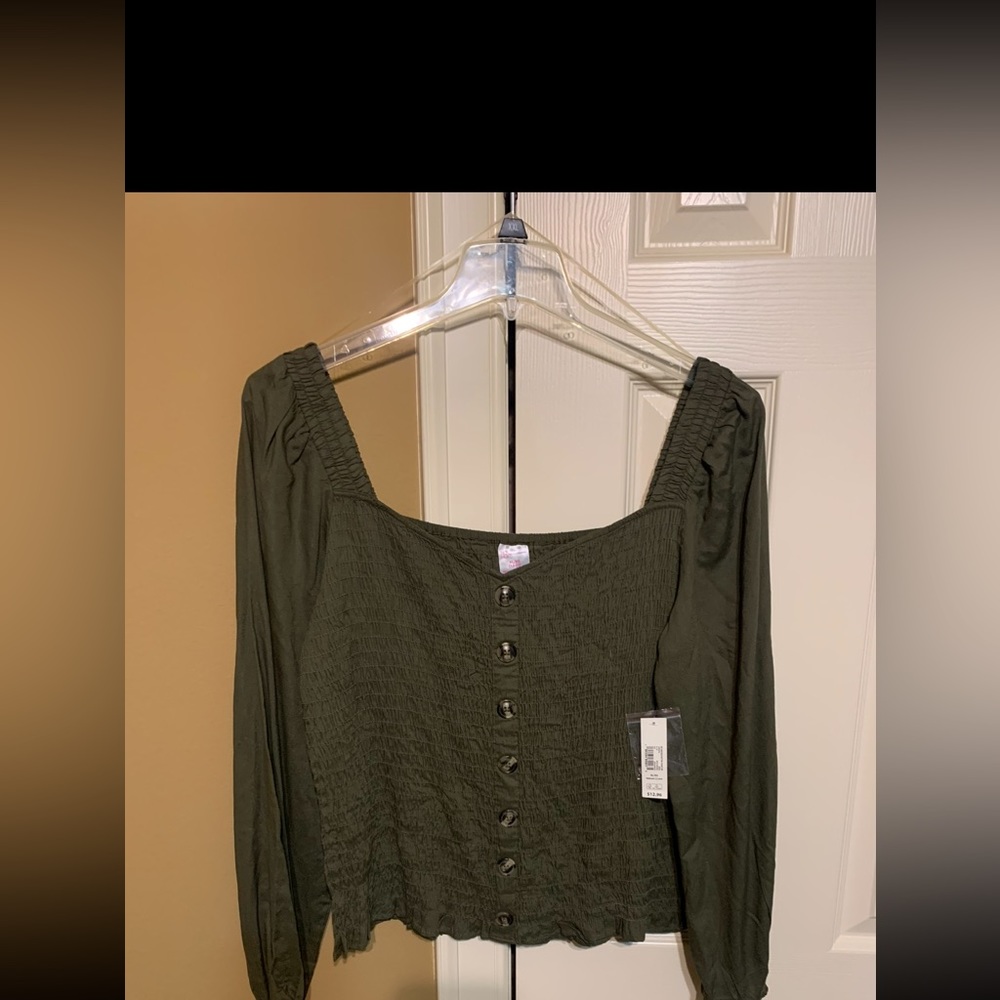 NWT NOBO button up square next crop top